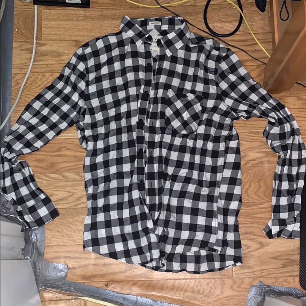 Black plaid button up shirt